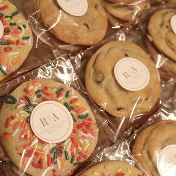 Carlyn's Cookies - Rainbow sprinkle and chocolate chip cookies individually wrapped with a customized wedding label - Desserts Near Me Carlyn's Cookies - Rainbow sprinkle and chocolate chip cookies individually wrapped with a customized wedding label - Desserts Near Me
