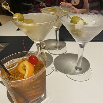 The Boulevards Bar & Grill - Martinis - American Near Me - Palm Desert, California The Boulevards Bar & Grill - Martinis - American Near Me - Palm Desert, California