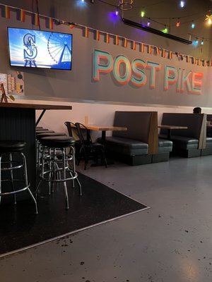 Post Pike Bar & Cafe by null