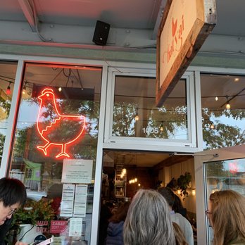 Hat Yai - I was initially discouraged by the line, but they got thru fairly fast! - Thai Near Me - Portland, Oregon
