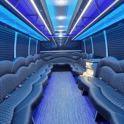 Boulevard Limo - Party Bus