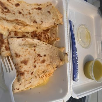 Taqueria Coco Loco - Chicken quesadilla - Mexican Near Me - Chalmette, Louisiana