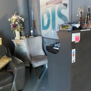 Dead Sea Spa - Check out where they automatically add $25 gratuity. - Nail Salons Near Me - Salt Lake City, Utah Dead Sea Spa - Check out where they automatically add $25 gratuity. - Nail Salons Near Me - Salt Lake City, Utah