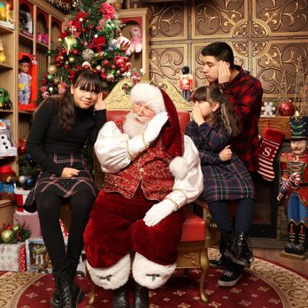 Holiday Magic Studios - Holiday Magic Studios - Session Photography Near Me - Fresno, California