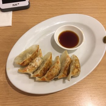 Ippudo Saint-Germain - gyoza for appetizer - Ramen Near Me - Paris, 75