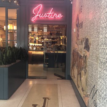 Justine - Entry way - French Near Me - New Orleans, Louisiana