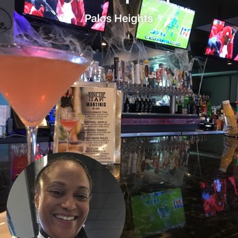 Rooftop Tap - Sports Bars Near Me - Palos Heights, Illinois