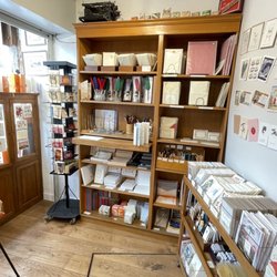 L'Ecritoire - Inside the store