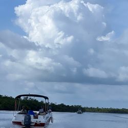 Extreme Family Fun Spot - Extreme Family Fun Spot Boat Services