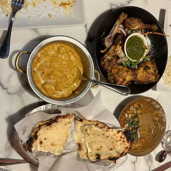 Royal India Cuisine - Butter Masala, Mozzarella Cheese Stuffed Naan, Tandoori Chicken Plate, Samosa Chaat - Indian Near Me - Eugene, Oregon