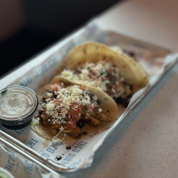 Taco Dirty - 3 TACO BODEGA PLATO With black beans, citrus chipotle chicken,  cheese, pico - Tacos Near Me - Riverview, Florida
