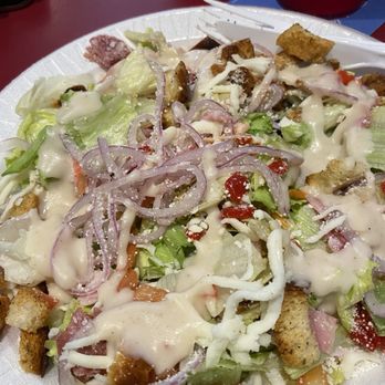 Milo's Tavern - Insolito Salad - Bars Near Me - Saint Louis, Missouri