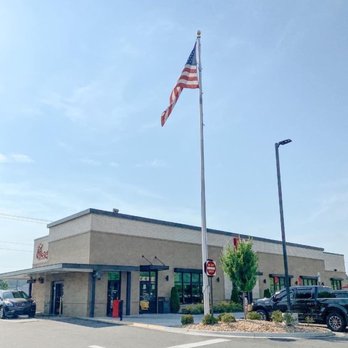Chick-fil-A - Front entrance - Fast Food Near Me - Laurinburg, North Carolina