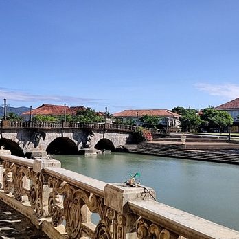 Las Casas Filipinas de Acuzar - Cultural Center Near Me - Bagac, BAN