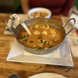 Ayada Thai - N8. Tom Yum Noodle Soup