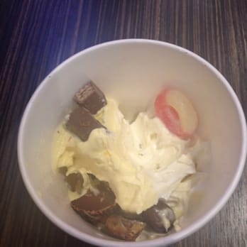 Qoola - Mango & watermelon goodness...with treats - Desserts Near Me - Toronto, Ontario Qoola - Mango & watermelon goodness...with treats - Desserts Near Me - Toronto, Ontario