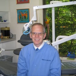 Robert A. Levine, DDS - Robert Levine, DDS is a dentist in Fairfax, VA that practices general, family, and cosmetic dentistry