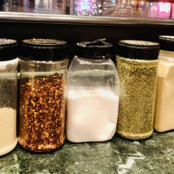 Joe's Pizza - Different Seasonings - Pizza Near Me - Brooklyn, New York