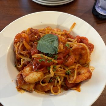 Dolce Niente Restaurante Italiano - Spicy Shrimp Pasta - Italian Near Me - Spring, Texas