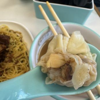Saigon Corner - middle of the dumpling - Chinese Near Me - Quincy, Massachusetts