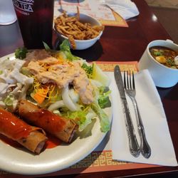 Jade Garden - Grabbing dinner, no cooking for me today. Always hot & fresh here.