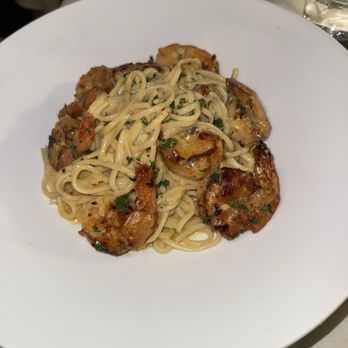 Metuchen Inn - Shrimp Scampi - New American Near Me - Metuchen, New Jersey Metuchen Inn - Shrimp Scampi - New American Near Me - Metuchen, New Jersey