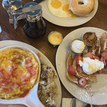 Stacks - Chicken, Chicken Fried Steak - French Toast - Crab Frittata - Breakfast & Brunch Near Me - Burlingame, California