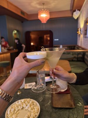 Bar Bonobo by null