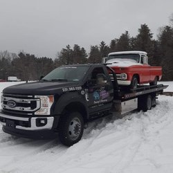 Corey's Big Dog Towing & Recovery
