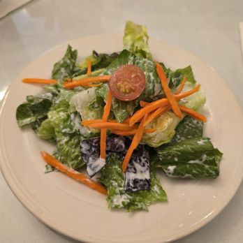 The Growers Pub - Sorry looking and tasting dinner salad - Steakhouses Near Me - Salinas, California The Growers Pub - Sorry looking and tasting dinner salad - Steakhouses Near Me - Salinas, California