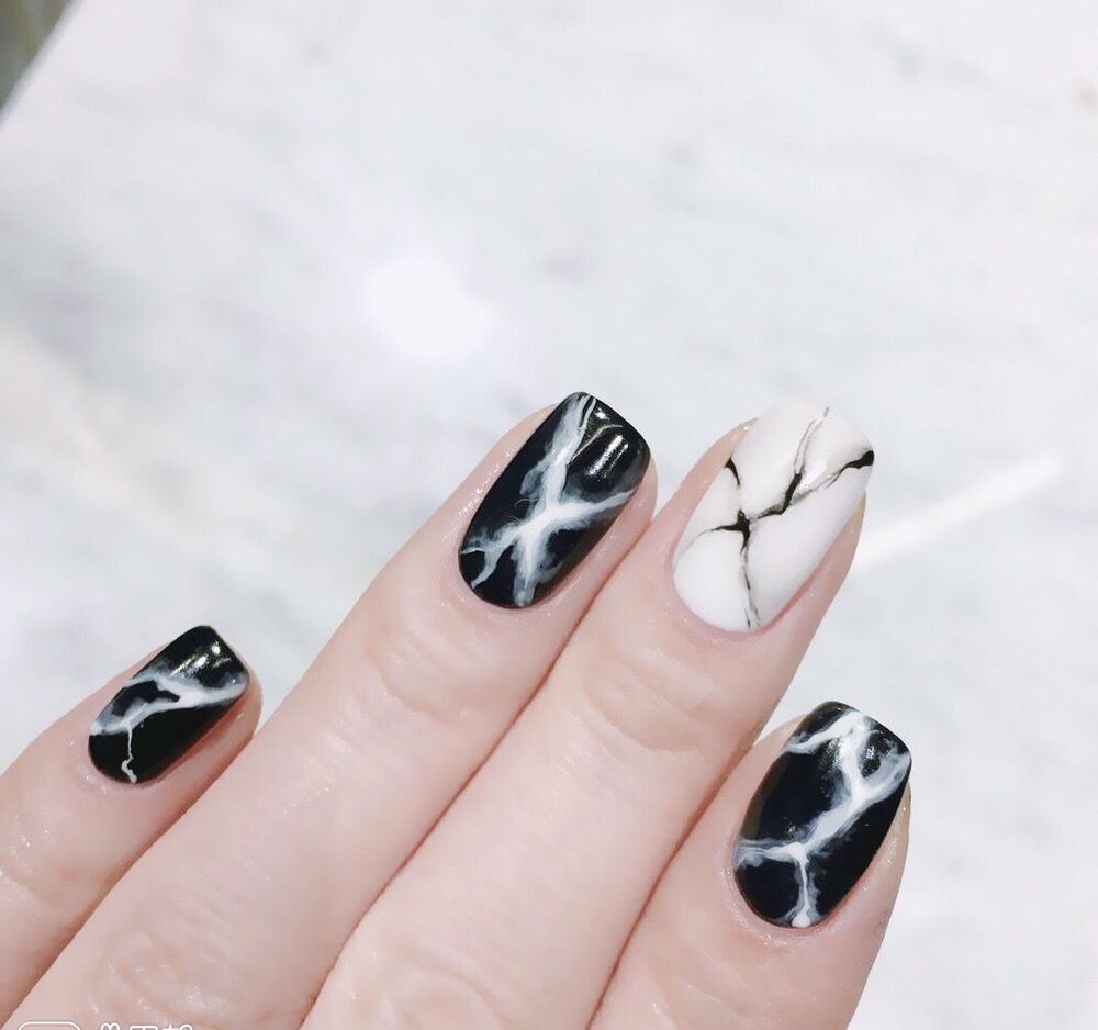 J'adore Nails Logo