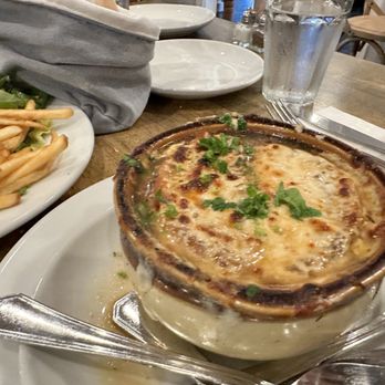 Chez Philippe - French onion soup - French Near Me - Los Gatos, California Chez Philippe - French onion soup - French Near Me - Los Gatos, California