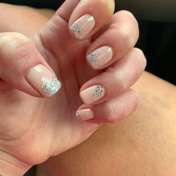 Royal Nails - Glitter Fade On Light Pink Nails with Swarovski rhinestone accent nail! Identical to the picture that I brought in!! Thank you David!!! - Nail Salons Near Me - Ruston, Louisiana Royal Nails - Glitter Fade On Light Pink Nails with Swarovski rhinestone accent nail! Identical to the picture that I brought in!! Thank you David!!! - Nail Salons Near Me - Ruston, Louisiana