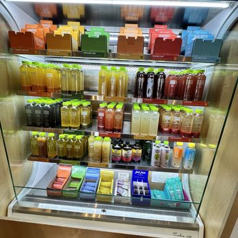 Pure Green - Juice Bar Arcadia - Fridge options - Juice Bars & Smoothies Near Me - Phoenix, Arizona