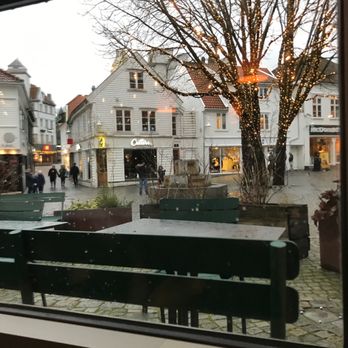 Renaa Xpress Sølvberget - Nice views for people watching. - Cafes Near Me - Stavanger, 11