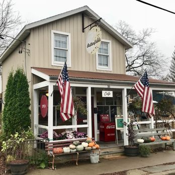 Butterfields Cafe - Cafes Near Me - Deposit, New York