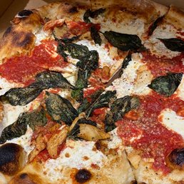 Chicken margarita pizza Chicken margarita pizza