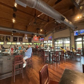 J's Corner Restaurant & Bar - Burgers Near Me - Columbia, South Carolina