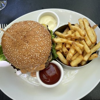 Evangeline - Burger - Cajun/Creole Near Me - Calistoga, California Evangeline - Burger - Cajun/Creole Near Me - Calistoga, California
