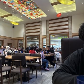 Hiyaku Buffet - Dinning room - Buffets Near Me - Beaverton, Oregon Hiyaku Buffet - Dinning room - Buffets Near Me - Beaverton, Oregon