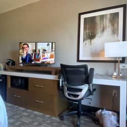 Holiday Inn Express & Suites Albany