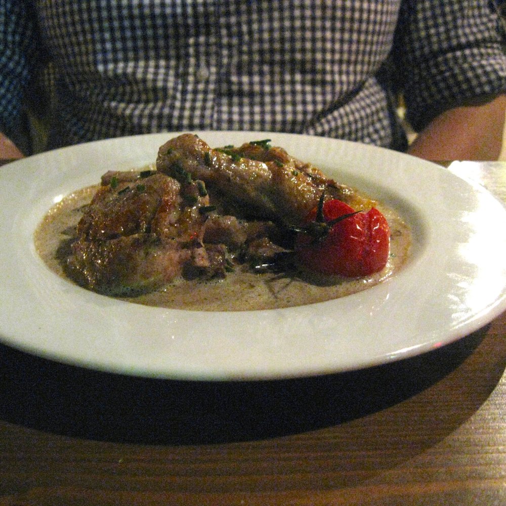 Le Galoubet - Cornish hen with shiitake mushrooms in a beautiful, herb-infused sauce. - French Near Me - Arles, 13