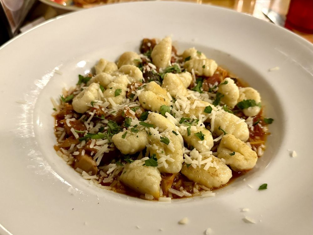 Food from Paradise Creek Brewery