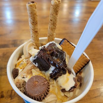Yofruito - Ice Cream & Frozen Yogurt Near Me - Buffalo Grove, Illinois