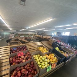 T & T Farmers Market
