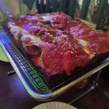 The Nona Slice House - Pizza Near Me - Safety Harbor, Florida