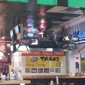 Coach's Pub & Eatery - Inside 1 - American Near Me - Inverness, Florida