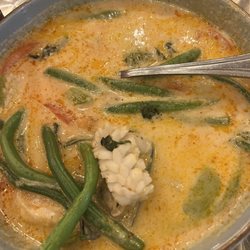 Noi's Thai Kitchen - Seafood Pannang curry