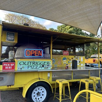 The Outrigger Pizza Company - Pizza Near Me - Kihei, Hawaii The Outrigger Pizza Company - Pizza Near Me - Kihei, Hawaii