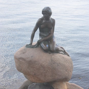 Den Lille Havfrue - Little Mermaid from the pier - Landmarks & Historical Buildings Near Me - København Ø, 84